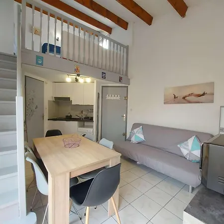 Appartamento 2 Pièces Meublé Avec Mezzanine Et Terrasse, Accès Direct à La Plage, Parking Inclus - Fr-1-326-798 *